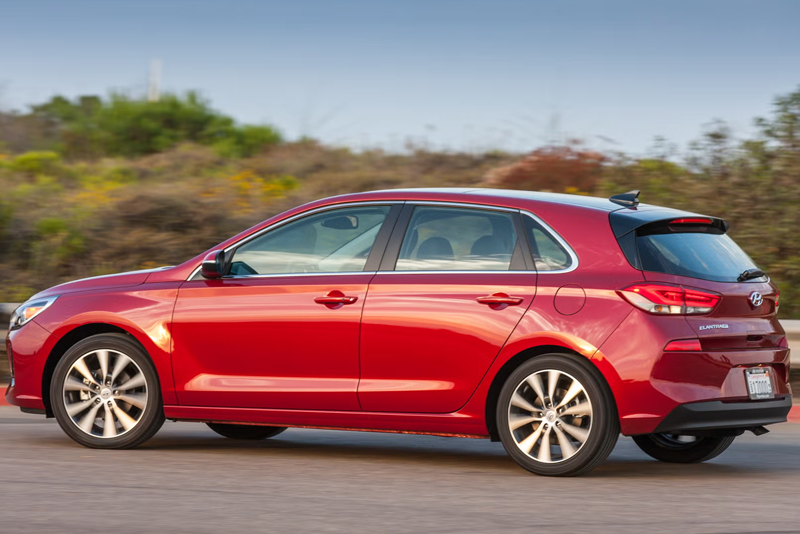 2018 Hyundai Elantra GT - Image 4