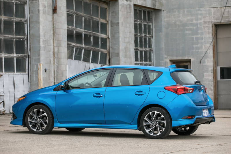 Toyota Corolla iM - Image 2