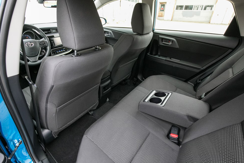 Toyota Corolla iM - Image 11