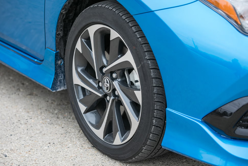 Toyota Corolla iM - Image 5