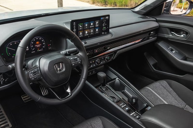 2024 Honda Accord - Image 2