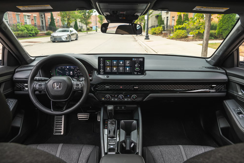 2024 Honda Accord - Image 3